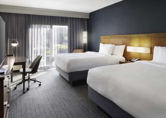 Queen/Queen Guest Room