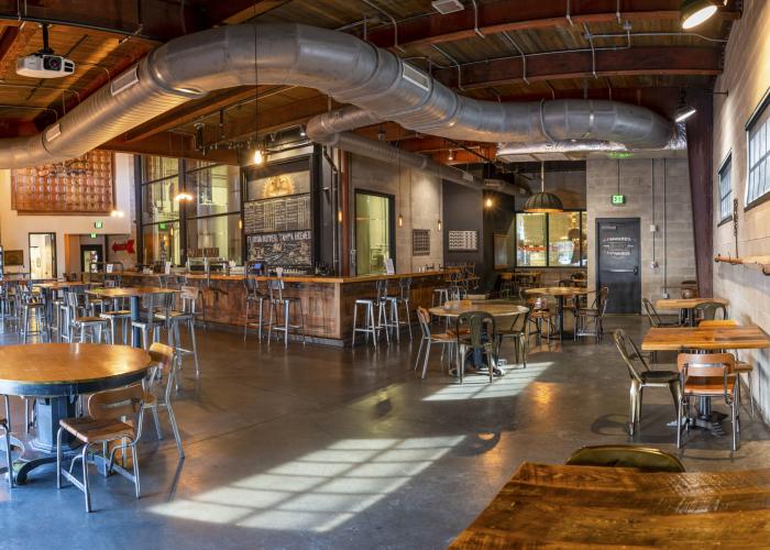 Coppertail Brewing Co. interior