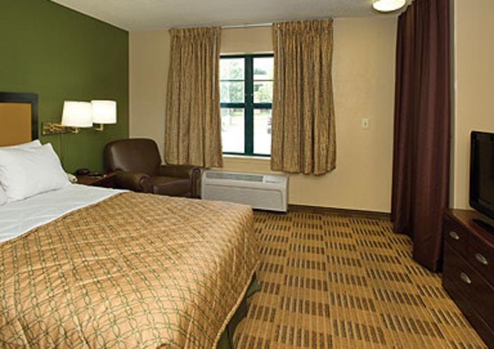 ExStay-WM-OB-PRIMARY-FOR-WEB.jpg