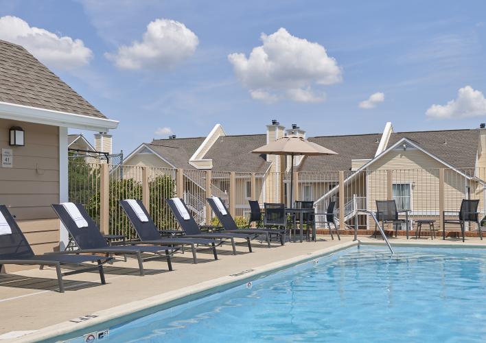 Sonesta Outdoor Pool