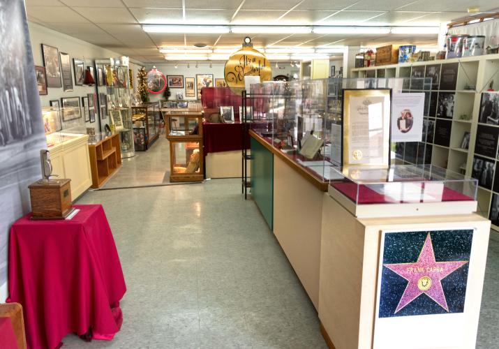 Display Exhibits at the Its a Wonderful Life Museum