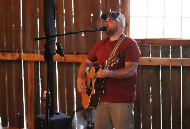 Nate Michaels performs at Music in the Barn