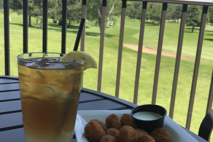 The Princeton Valley Pub & Grill - Arnold Palmer and Cheese Curds
