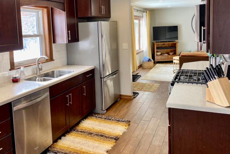 Full Kitchen