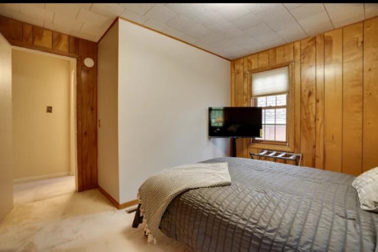 Bedroom #2, Double Bed, Smart TV