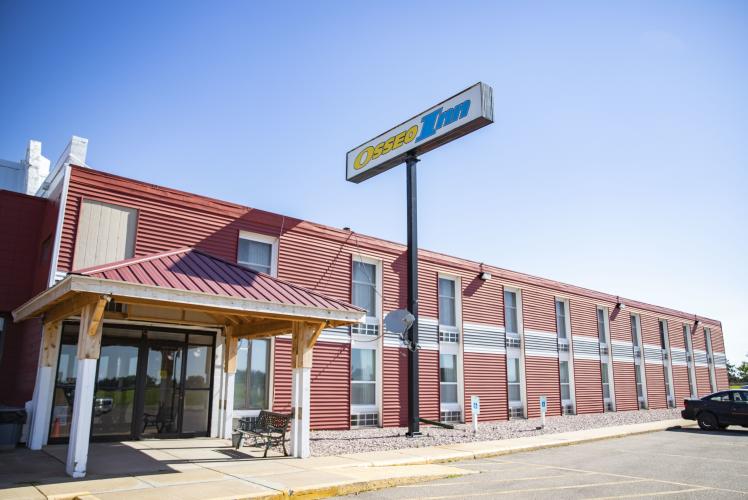 Osseo Inn exterior