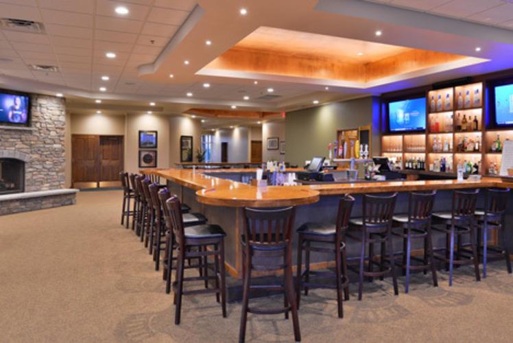 Wild Ridge Golf Course Bar