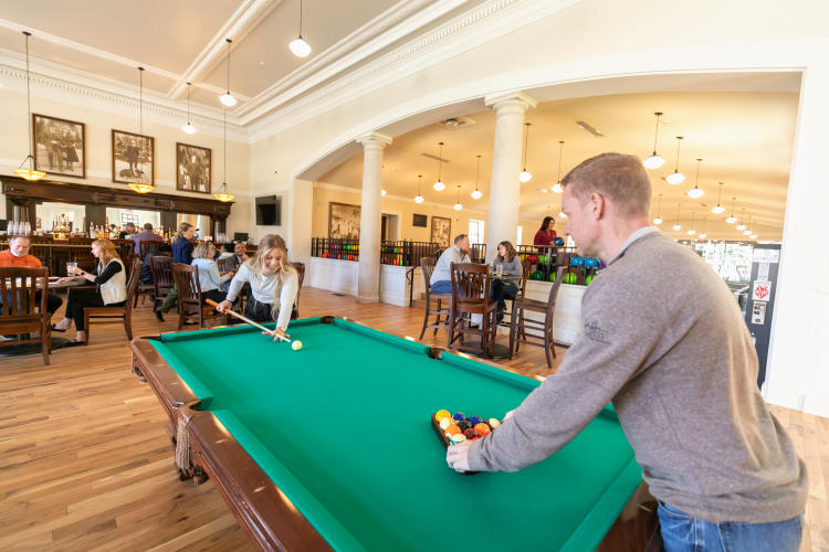 billard Bowling French Lick