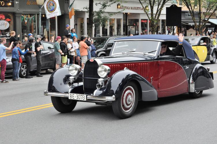 Bugatti parade 5 maroon and black