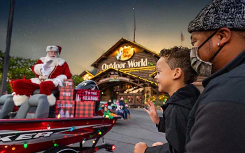 Cabelas Santa Wonderland