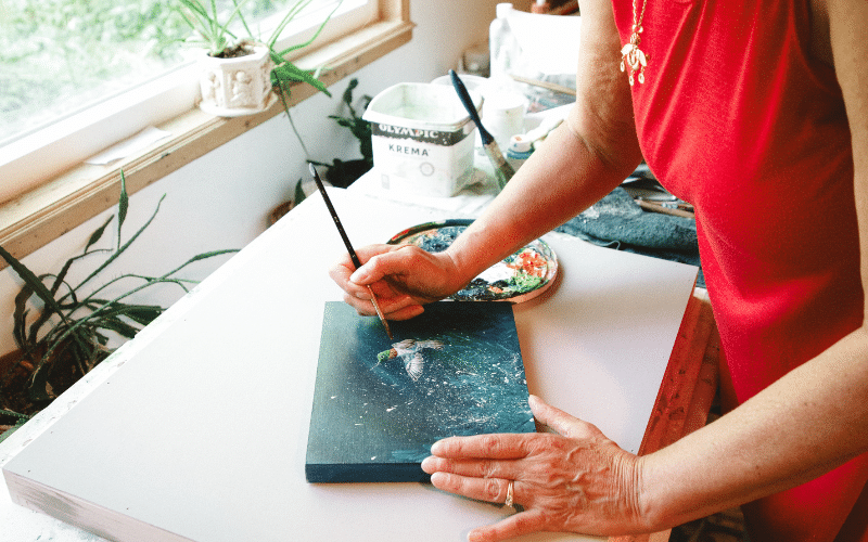 local artist at work