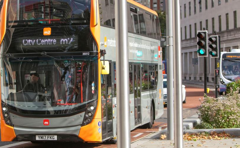 A grey and orange M3 metro bus- Credit First Bus