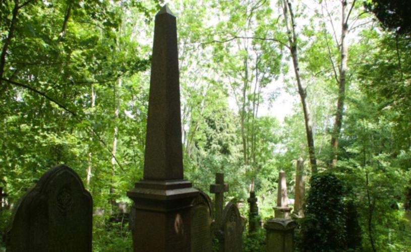 Graves at Arnos Vale Cemetery in Brislington, Bristol