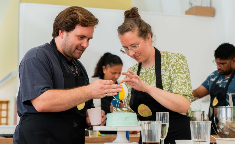 Bake It! Bristol Baking Workshops Couple