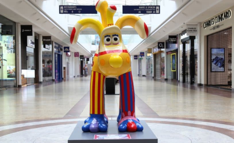 Gromit Unleashed 3 - Yellow Submarine at Cribbs Mall- credit Cribbs Mall