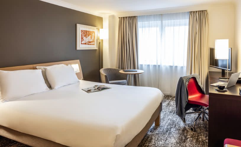 Novotel Bristol City Centre accessible room - credit Novotel