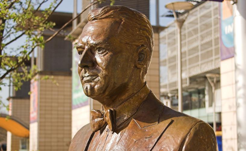 Cary Grant Statue in Millennium Square, Bristol - credit Visit West