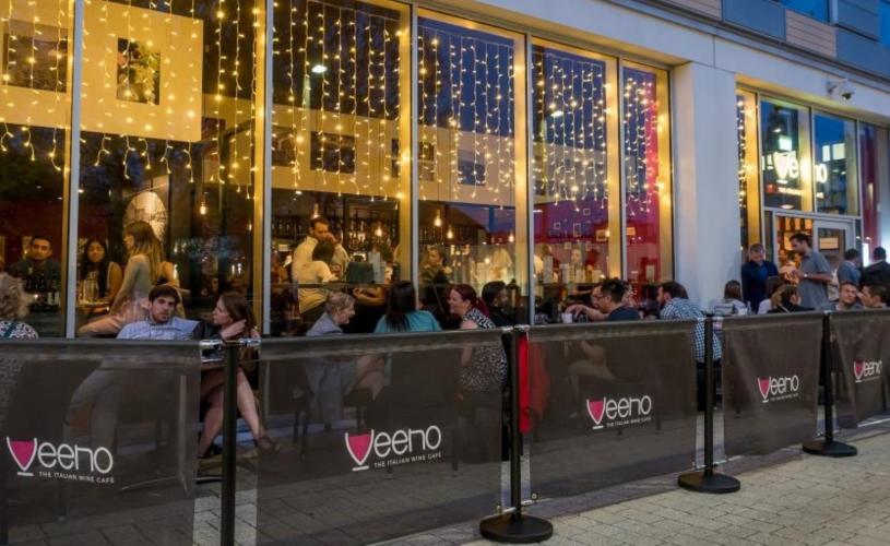 Veeno wine bar near Temple Meads