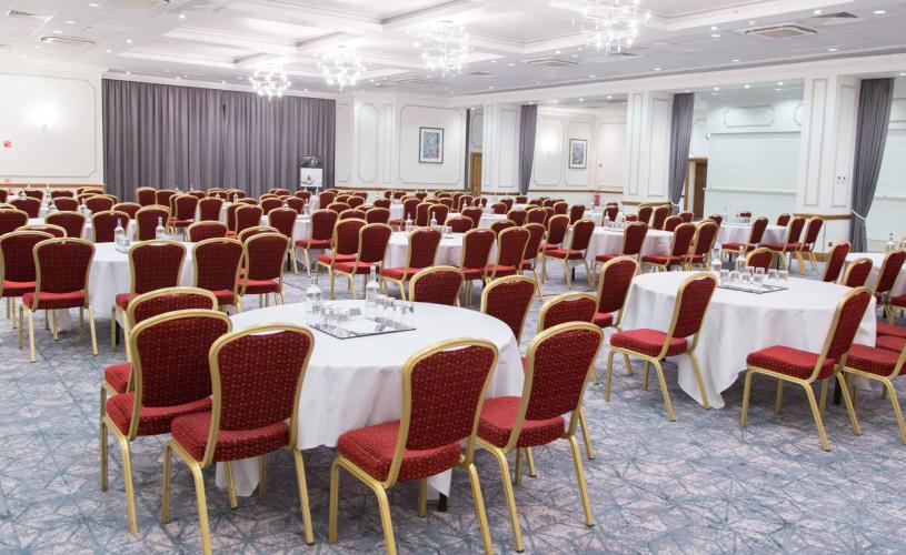 Wessex room at Bristol Grand Hotel by Sunday in cabaret setup