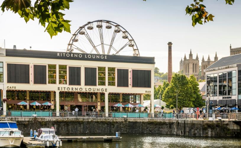 Exterior of Ritorno Lounge in Bristol - credit Loungers