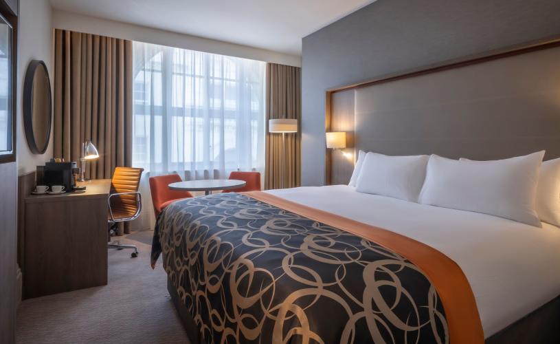 Interior Executive King bedroom at the Clayton Hotel in Bristol - credit Clayton Hotels