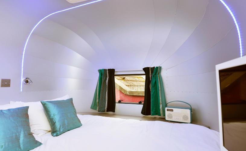 Brooks Guesthouse Retro Rockets Interior view