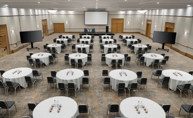 Delta by Marriott Hotel - Bristol Suite