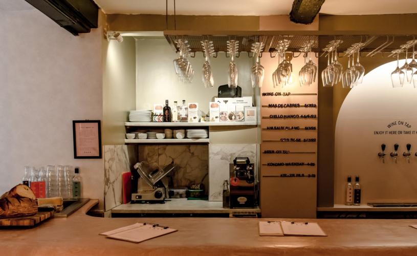 Wine bar interior - credit Kym Grimshaw Photography