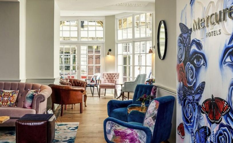 Mercure Bristol Grand lobby with street art - Credit Jose Coello