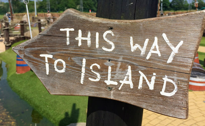 Pirate Bay Adventure Golf