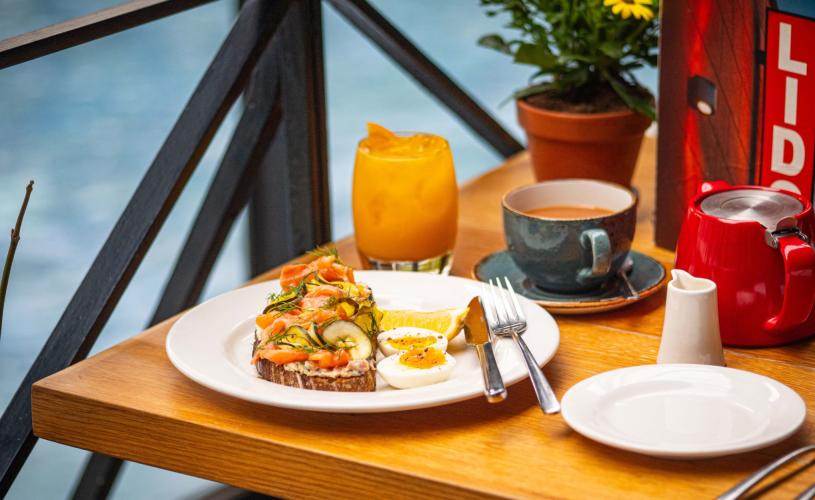 Smoked salmon breakfast at The Lido Restaurant in Bristol