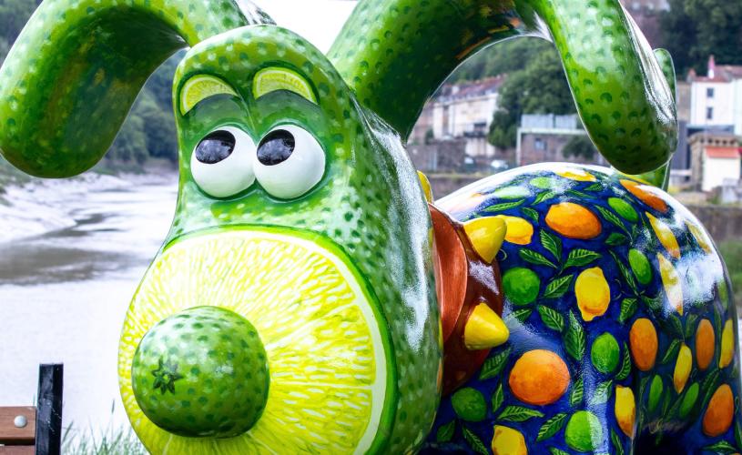 Gromit Unleashed 3 in front of Clifton Suspension Bridge - credit Ambitious