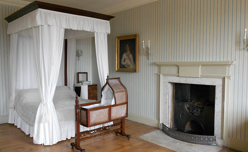Bedroom the Georgian House Museum in central Bristol - credit Visit West