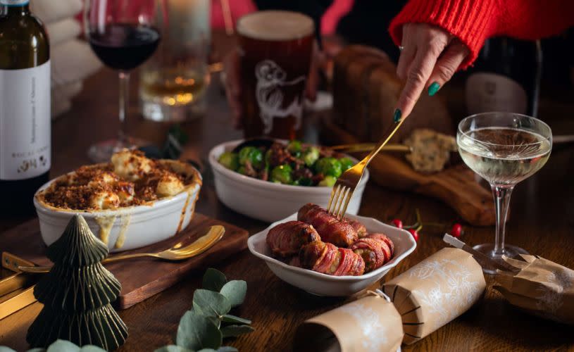 Christmas Day lunch at Chequers Inn in Bristol - credit Riverstation