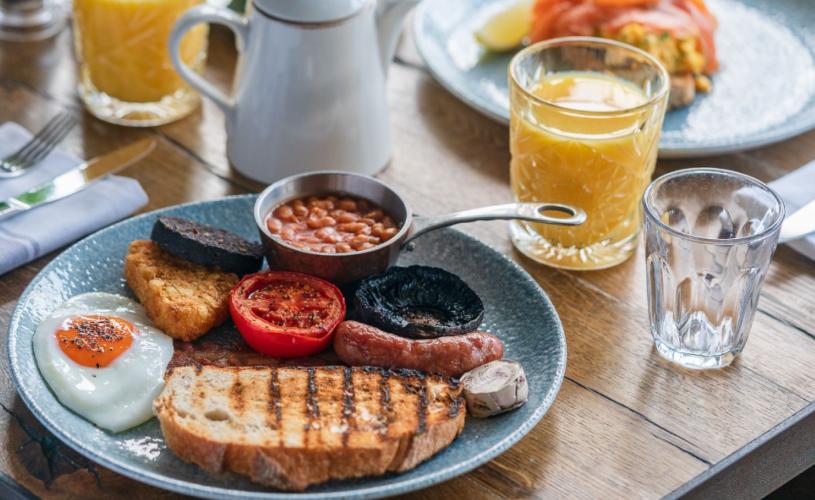 Breakfast at The Bowl Inn Almondsbury - credit Butcombe Brewery