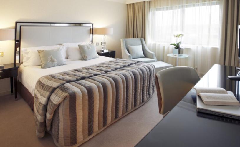 Doyle collection - The Bristol hotel Bedroom with a double bed
