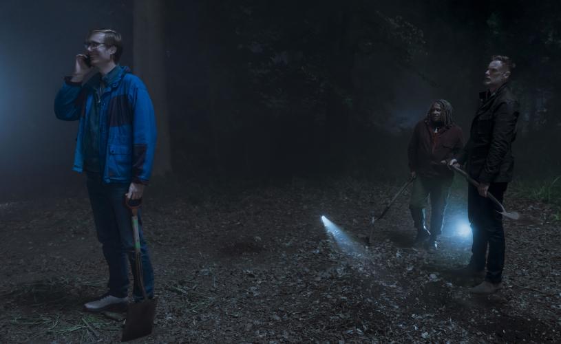 Greg (STEPHEN MERCHANT), Myrna (CLARE PERKINS), John (DARREN BOYD) burying smiler in Leigh Woods