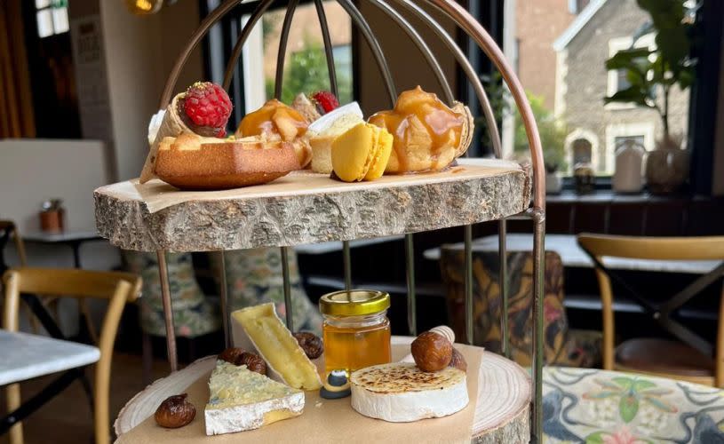 Bee-themed afternoon tea at The Forge & Fern - credit The Forge & Fern