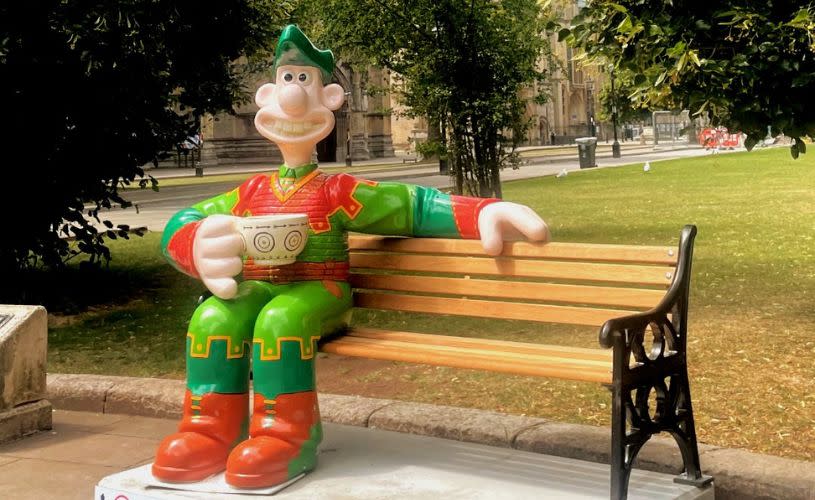 Gromit Unleashed 3 - Robin Hood: Prince of Cheese on College Green - credit Visit West