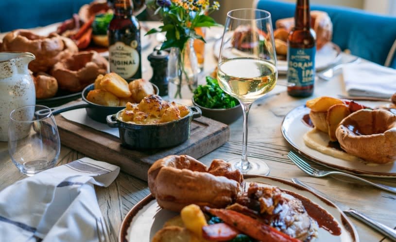Sunday roasts at The Cottage Inn on Bristol's Harbourside - credit Butcombe