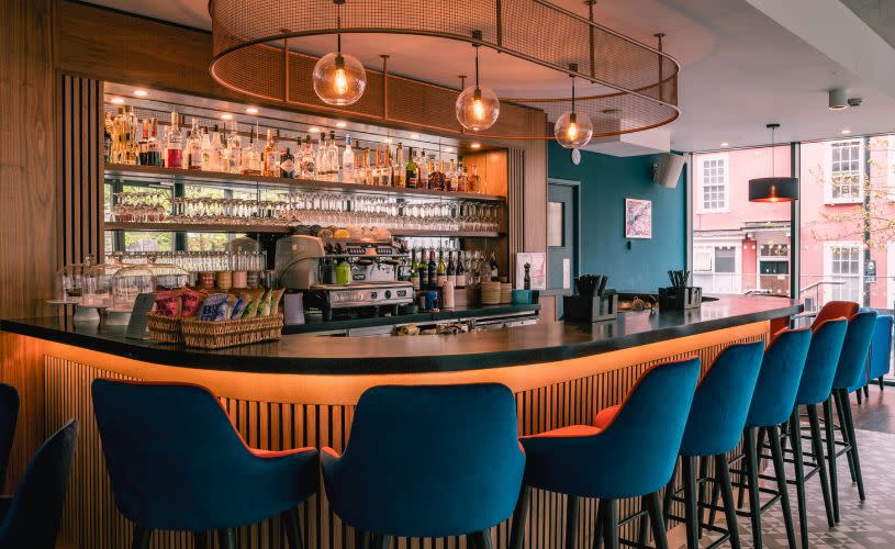 Golding Bar at Bristol Beacon