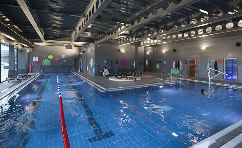 Village Hotel Filton swimming pool