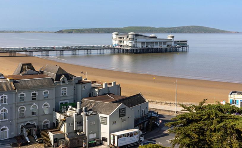 A view of the beach and Grand Pier at Weston-super-Mare near Bristol - credit Dave Peters