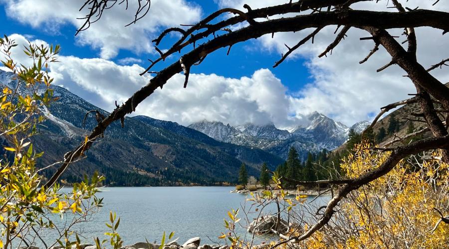 10.29.24 Bridgeport Twin Lakes by Amanda Carlson with Mono County Tourism