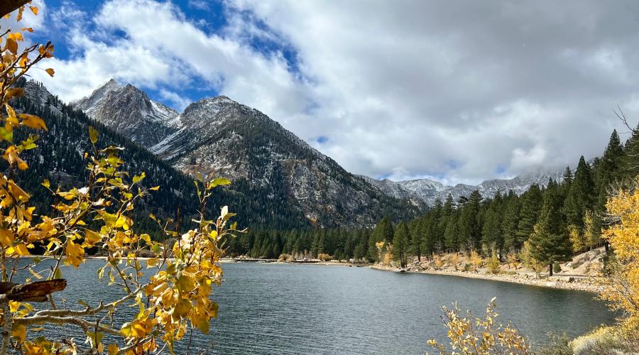 10.29.24 Bridgeport Twin Lakes by Amanda Carlson with Mono County Tourism