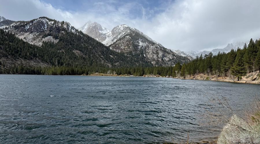 4.1.26 Upper Twin Lakes, Bridgeport