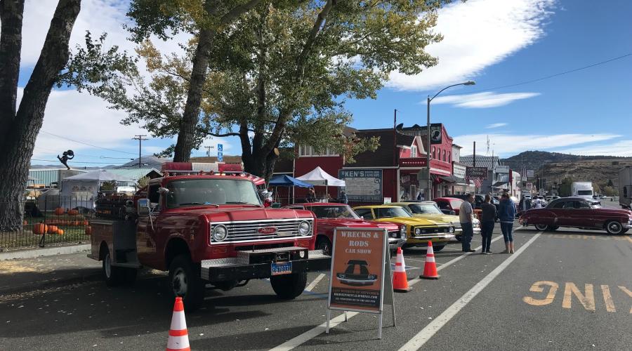 Bridgeport Autumn Fest car show