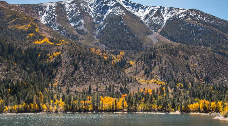 lower twin lakes fall colors
