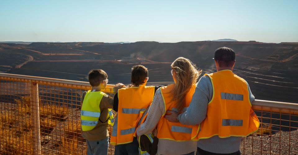 BHP Mt Whaleback Mine Tour Image Shire of East Pilbara