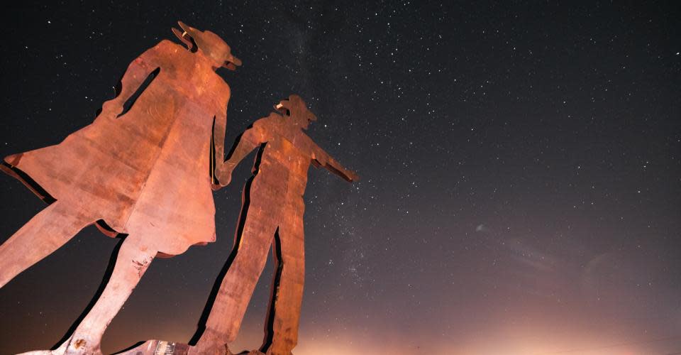 Mt Whaleback Sculpture Newman. Image Shire of East Pilbara